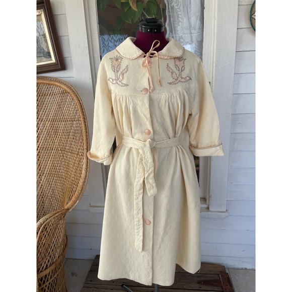 Vintage 1960s Quilted Robe Night Gown Belted Pockets Sz Large